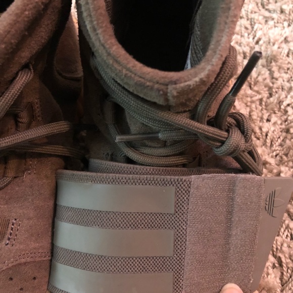 Yeezy Adidas 750 boost Chocolate - Picture 5 of 6